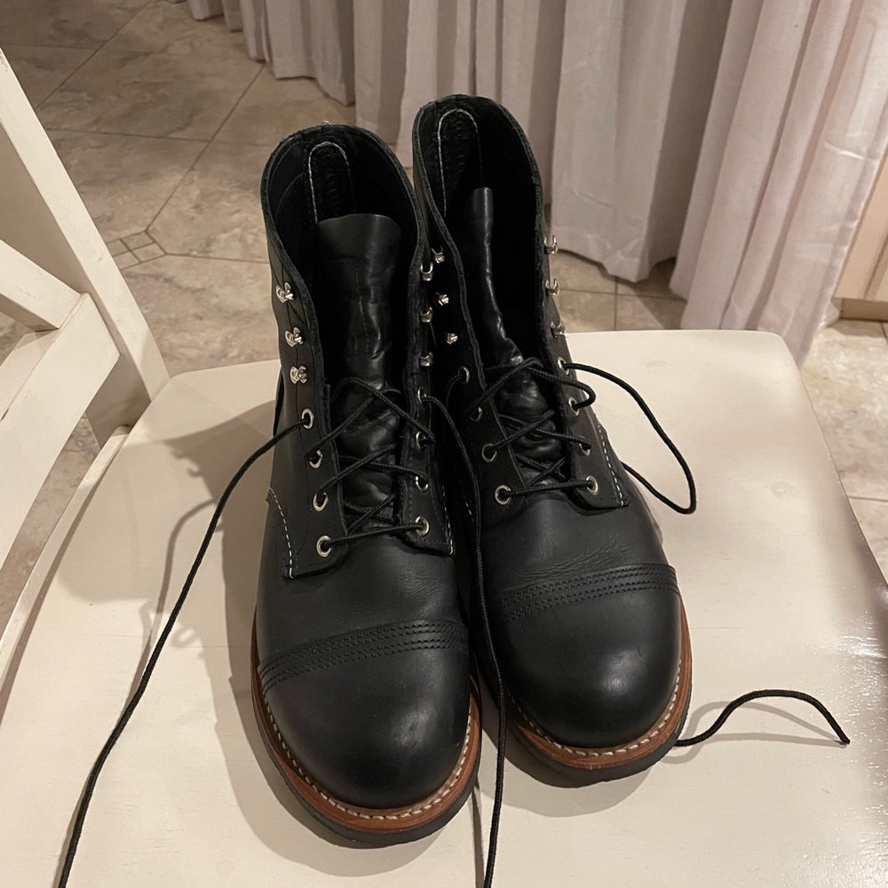 Red Wing Iron Ranger 8084 black size 10